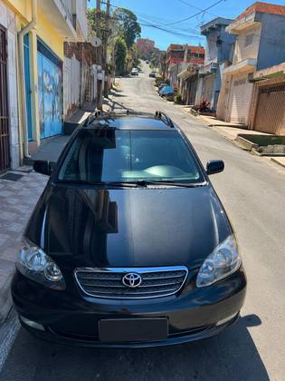 TOYOTA FIELDER 1.8 XEI 16V FLEX 4P AUTOMÁTICO TOYOTA FIELDER 1.8 XEI 16V FLEX 4P AUTOMÁTICO